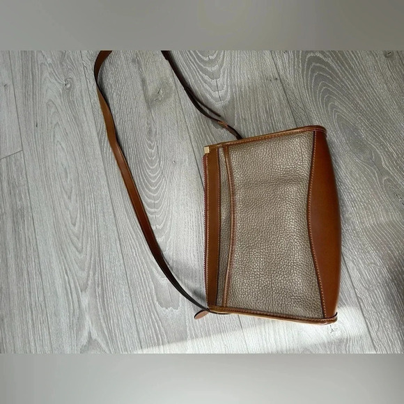 Vintage Dooney & Bourke cross  body bag - Picture 13 of 13